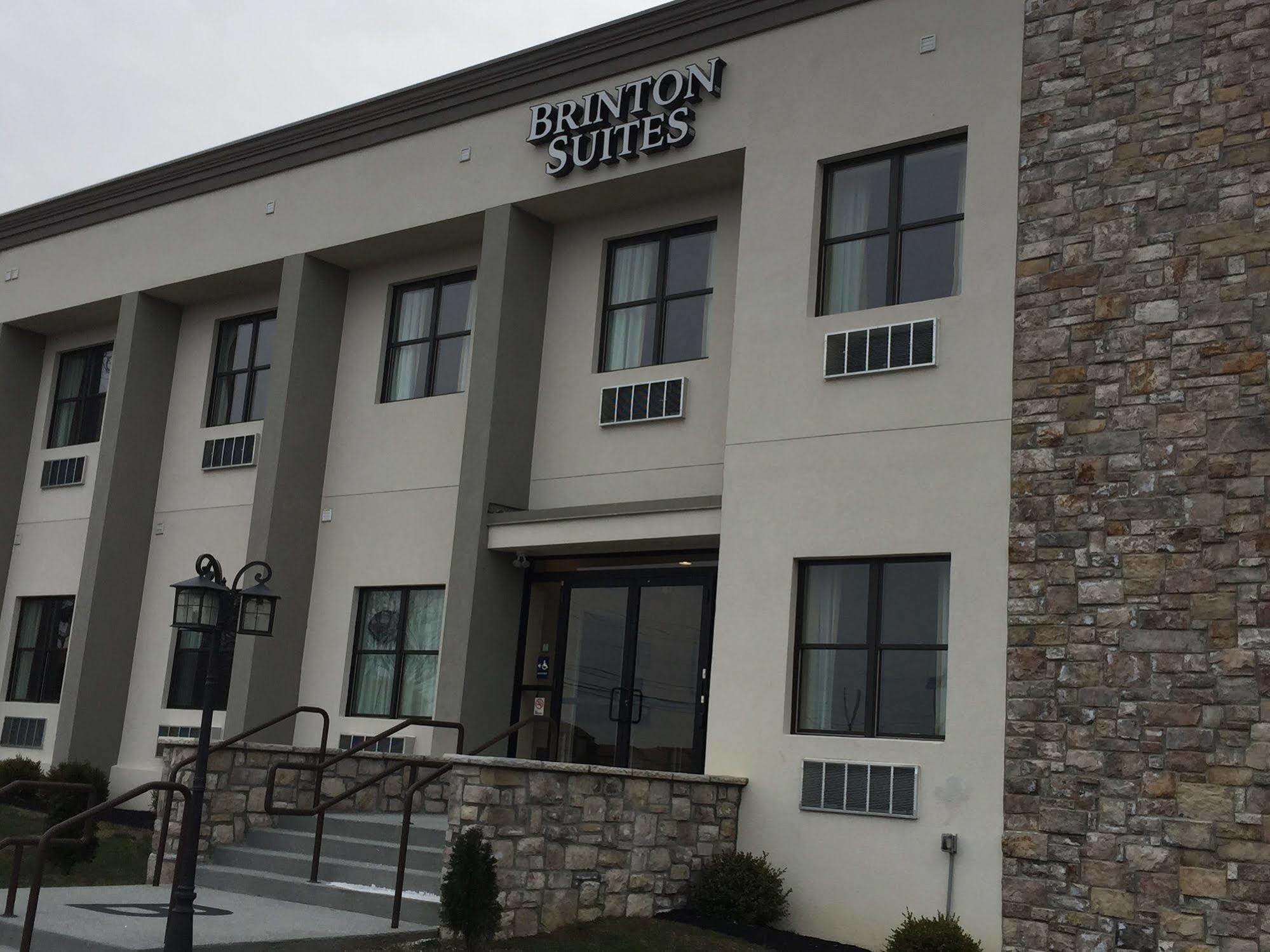 Brinton Suites Concordville Bagian luar foto