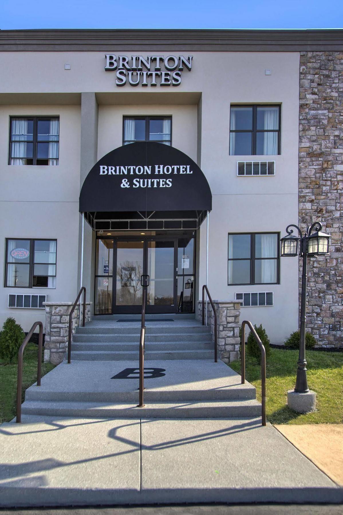 Brinton Suites Concordville Bagian luar foto